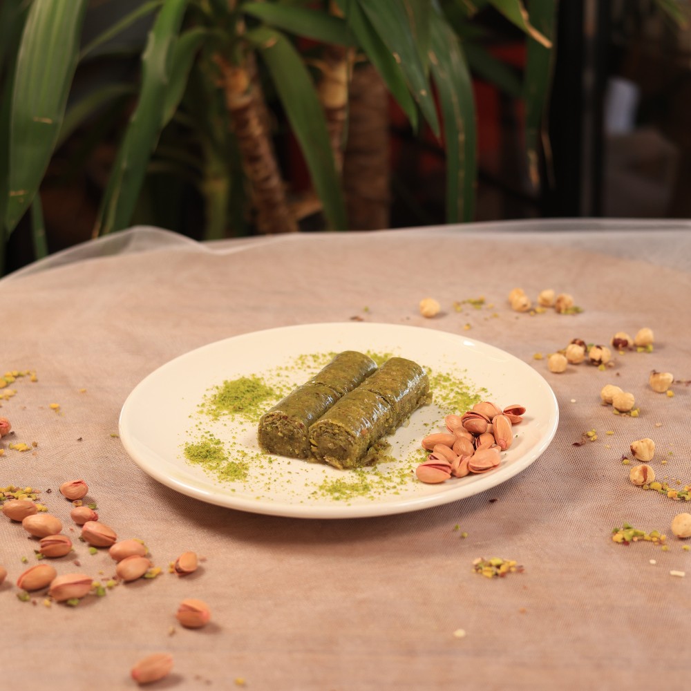 Fıstıklı Dürüm Baklava Fıstıklı Dürüm Baklava