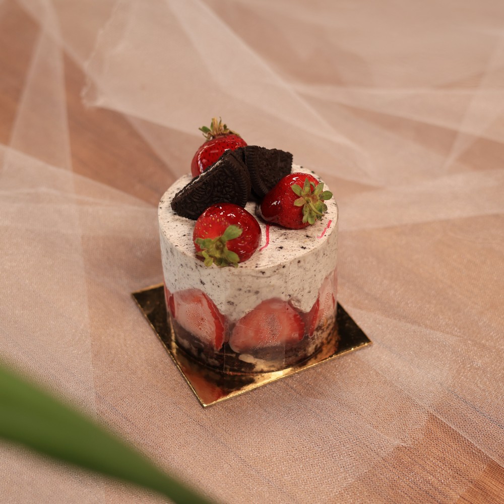 Oreo Çilek Tek Pasta Oreo Çilek Tek Pasta