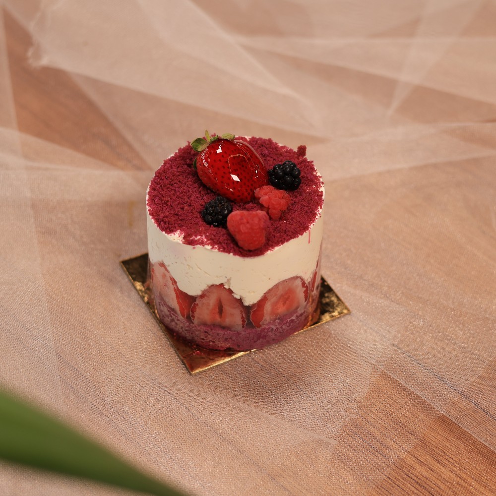 Orman Meyveli Tek Pasta Orman Meyveli Tek Pasta