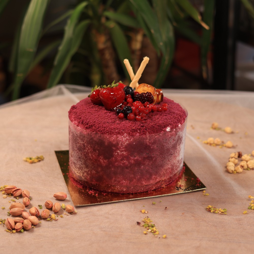 Muzlu Orman Meyve Yaş Pasta Muzlu Orman Meyve Yaş Pasta